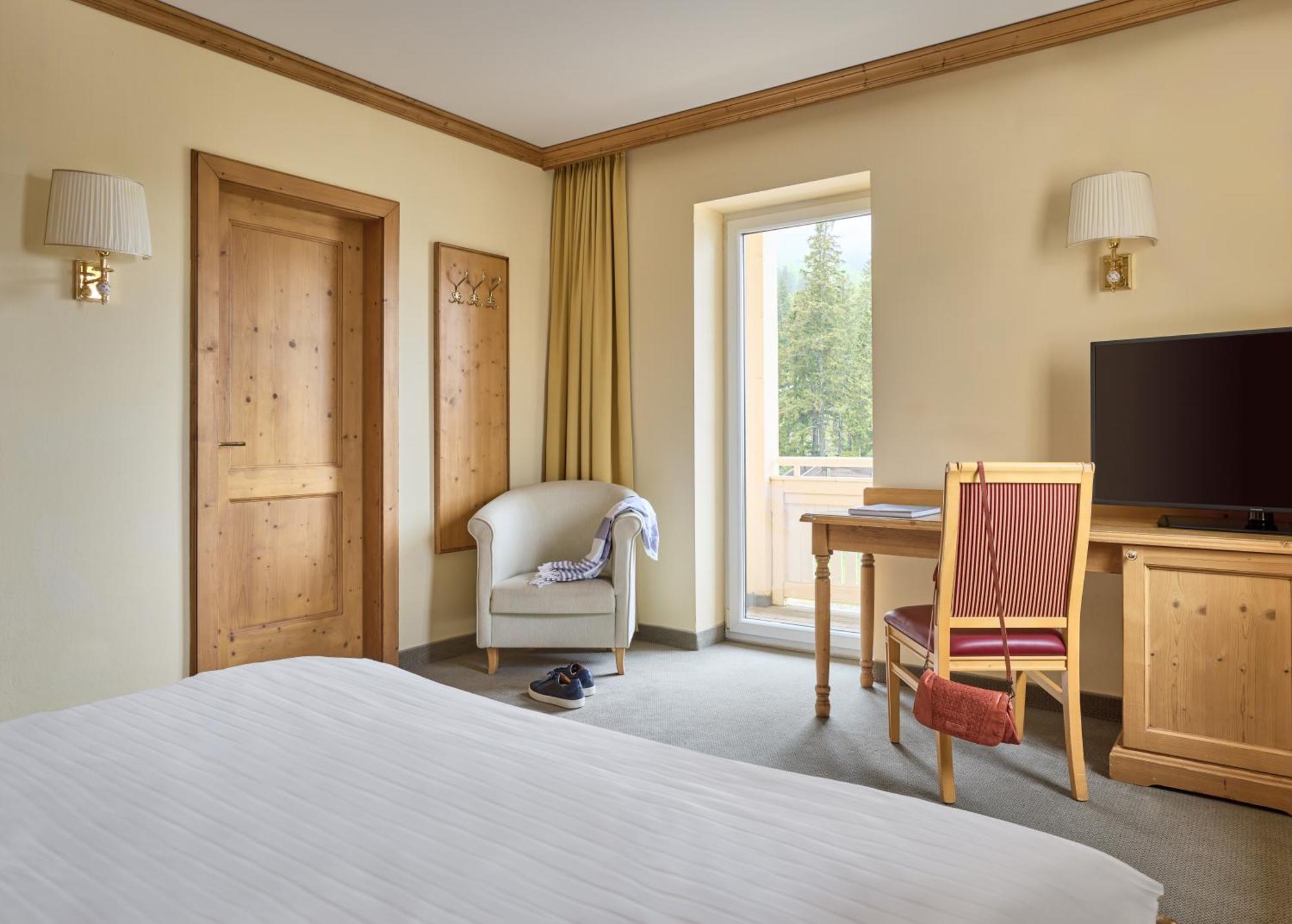 Falkensteiner Aktiv & Familienhotel Cristallo Superior Katschberghöhe Екстериор снимка